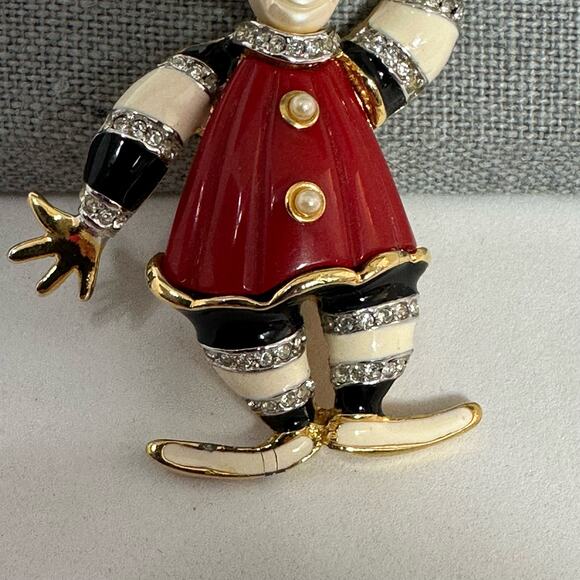 Kenneth Jay Lane Vintage Clown Brooch Pin KJL Enamel Tipping Hat Tipsy Whimsical - Picture 3 of 9